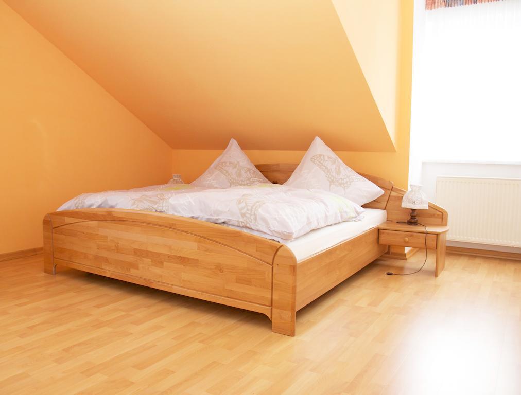 Ferienwohnungen Beckingen Room photo